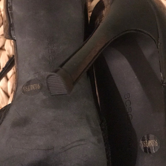 BCBG Heels - Picture 4 of 5